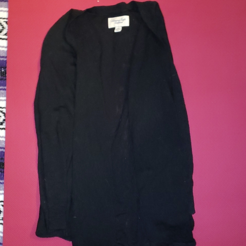 American Eagle Black long sleeve cardigan.